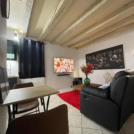 Ferienwohnung Popcorn&Netflix Bourges Exterior foto
